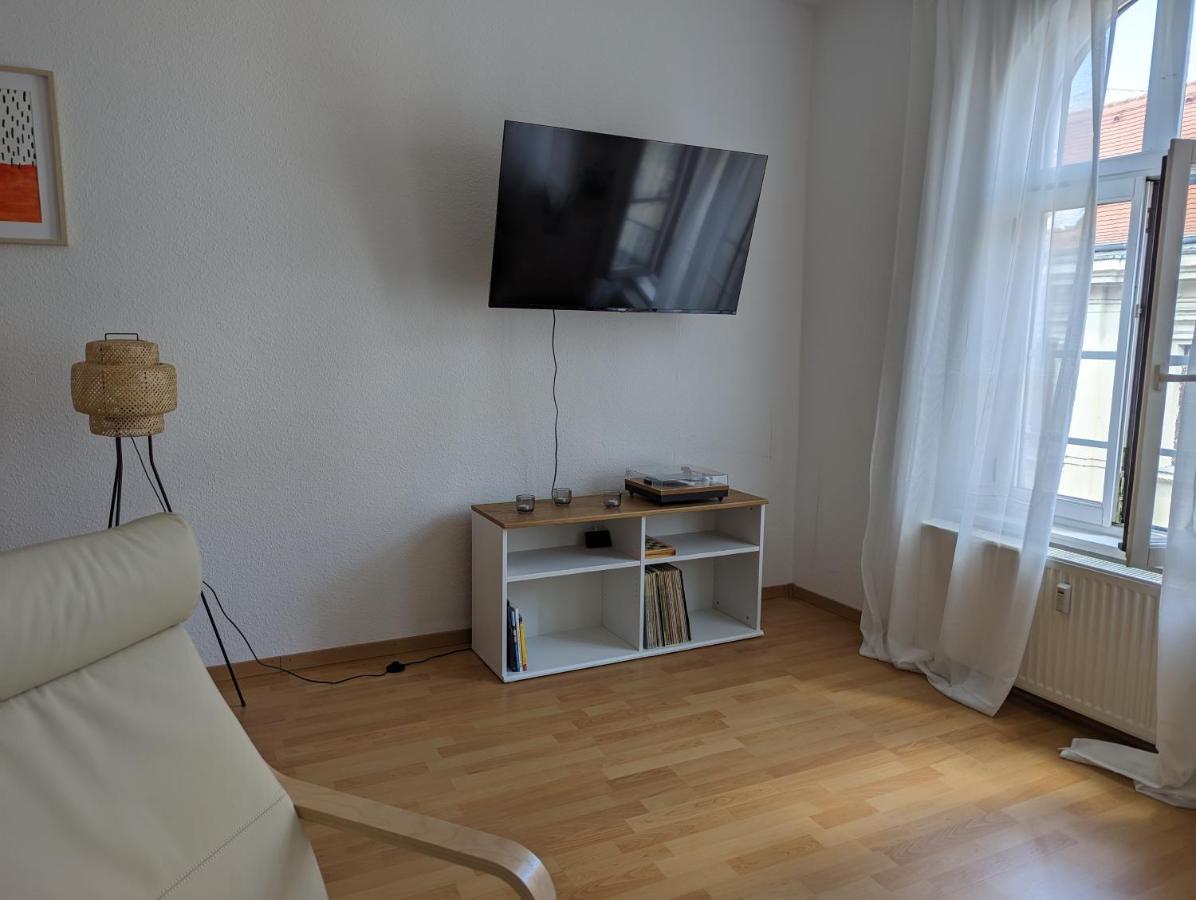 Wohnung In Hallischer Innenstadt Хале Екстериор снимка