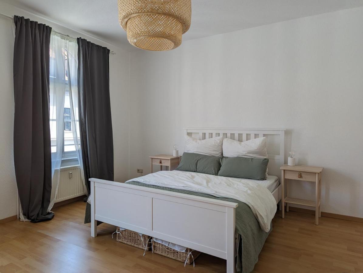 Wohnung In Hallischer Innenstadt Хале Екстериор снимка